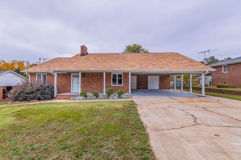412 Midway Road sold home in Glenwood Est, Spartanburg, SC