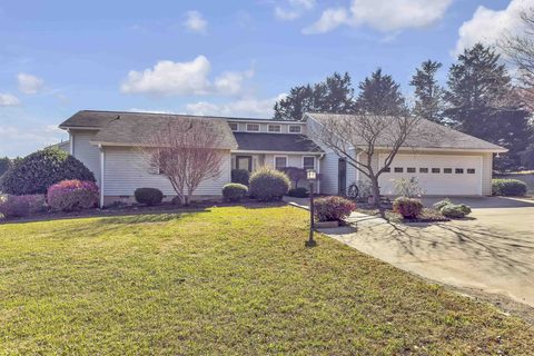 210 Earles Fort Road sold home in Earles Fort, Landrum, SC