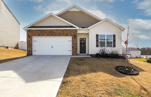 806 Colmore Trail sold home in Hampton Hills, Lyman, SC