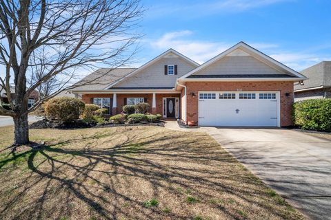 215 Stonecrest Drive sold home in Four Seasons, Roebuck, SC