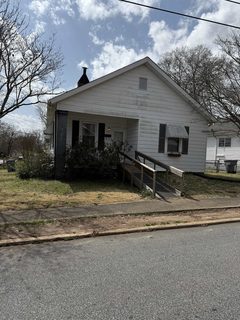 410 Gentry St