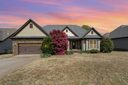 318 War Emblem Drive sold home in Boiling Springs, SC
