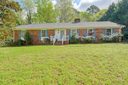 221 Lakewood Drive sold home in Spartanburg, SC