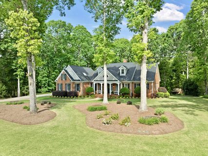 130 Clearcreek Drive