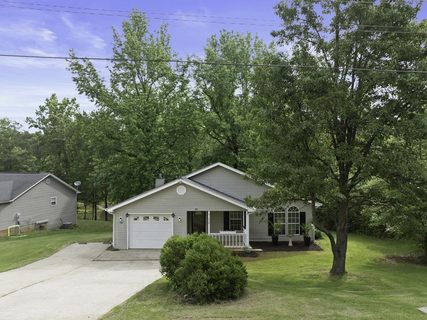 338 E Celestial Drive