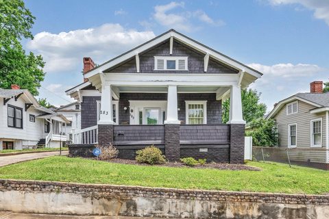 A home in Hampton Heights