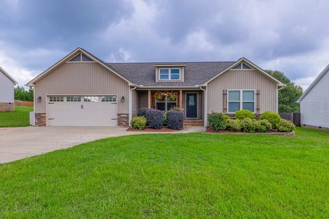 214 Lamp Post Road sold home in Bishop Meadows, Inman, SC