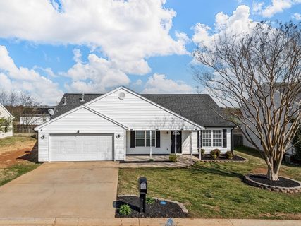 461 Candleglow Drive sold home in Candlewood, Boiling Springs, SC