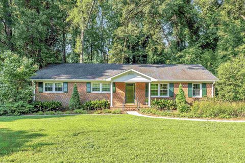 Previously sold for $305,000