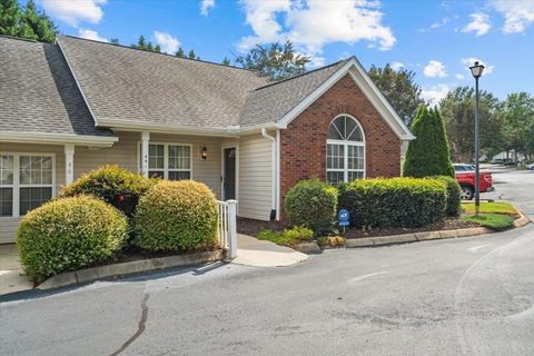 44 Bailess Court sold townhome in The Reserve at Riverside Townhouses, Greer, SC