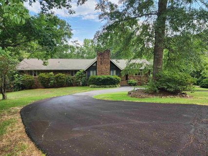 139 Timberlake Drive sold home in Timberlake, Inman, SC