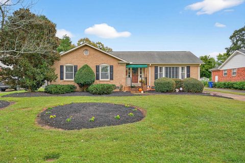208 Saint Matthew Lane sold home in Wadsworth Hills, Spartanburg, SC