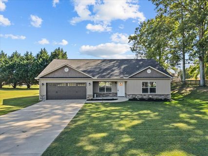 141 Old Settle Road sold home in Carriage Park, Inman, SC