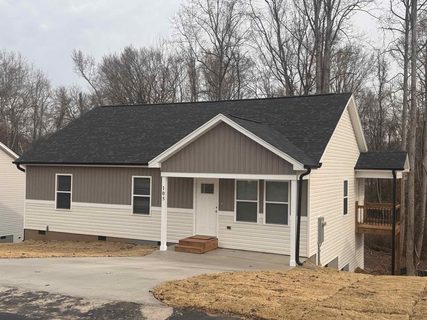 105 Everest Drive sold home in Southfield, Inman, SC