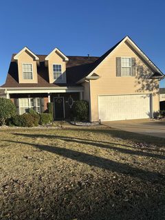 663 Flintrock Dr active home in Hanging Rock, Boiling Springs, SC