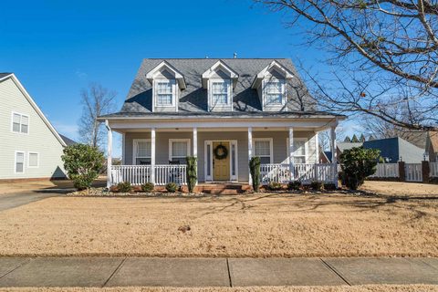 120 Gossamer Drive
