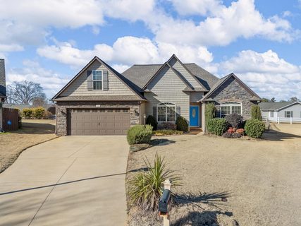 335 War Emblem Drive sold home in Belmont, Boiling Springs, SC