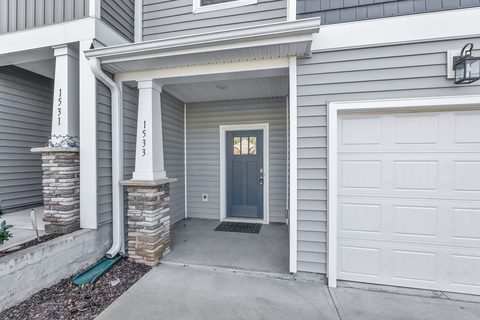 1533 Rivermeade Drive