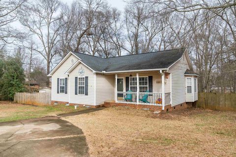 818 Thistle Court