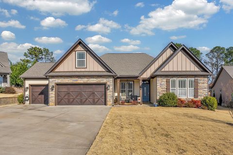 324 Holly Oaks Lane sold home in The Oaks At Woodfin, Inman, SC