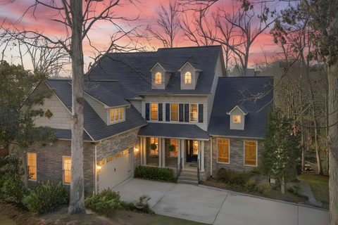 652 Mount Vernon Ln