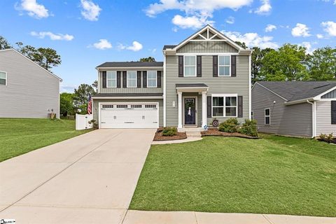 870 Cranbrook Drive