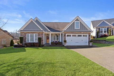 323 Holly Oaks Lane sold home in The Oaks At Woodfin, Inman, SC