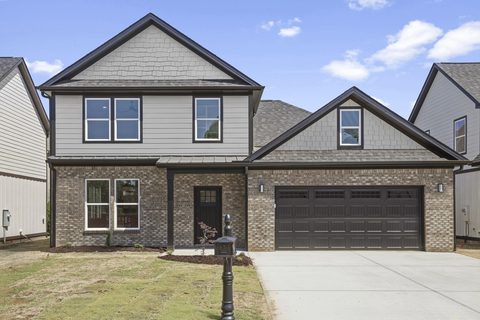 425 Ambiance Court active home in Russell Place, Spartanburg, SC