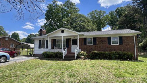 2819 Cedar Springs Drive sold home in Huntington Wood, Spartanburg, SC