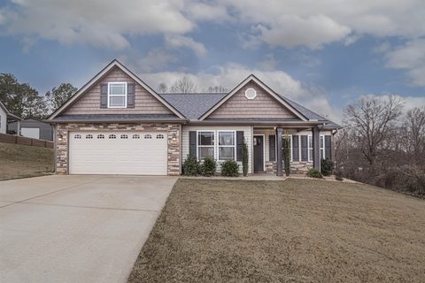 Homes in Blackberry Farms, Wellford