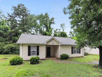 1872 Tamara Way