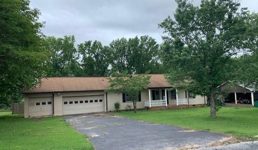109 Goldenrod Lane active home in Pine Grove, Moore, SC