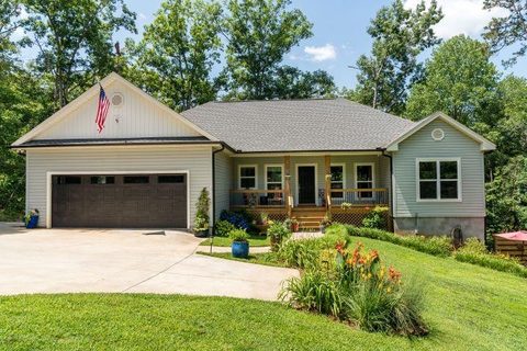 Homes in Blalock Coves, Chesnee