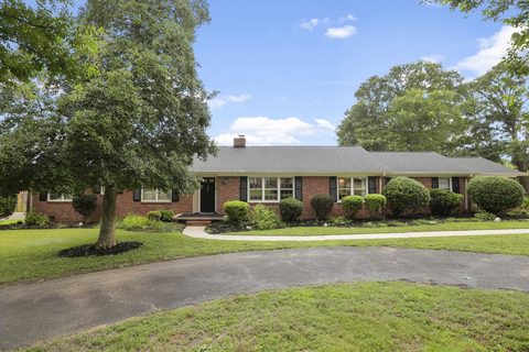 108 Sunline Place active home in Pierce Acres, Spartanburg, SC