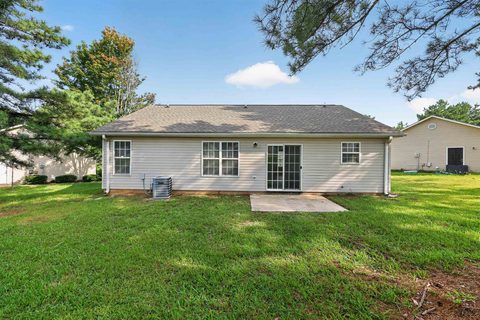 610 Basil Court active home in Winfield, Spartanburg, SC