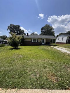 417 Crestview Drive active home in Crestview, Spartanburg, SC