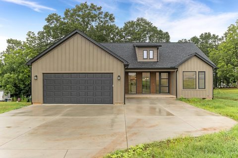 Homes in Bondale, Spartanburg