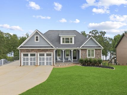208 Carshalton Drive active home in Carshalton By The Bay, Lyman, SC