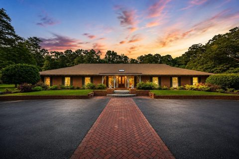 A home in Calhoun Lakes