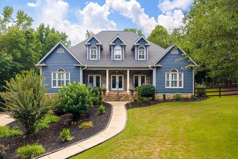 Homes in Woodlands, Taylors