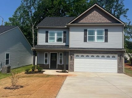 1172 Cleve Gosnell Lane active home in Cleveland Meadow, Spartanburg, SC