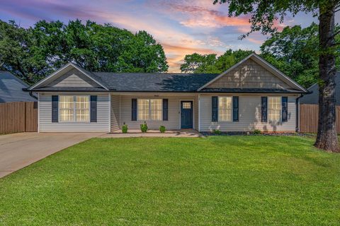 Homes in Cannon Farms, Duncan