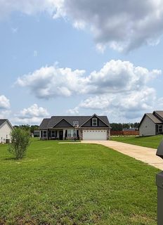 142 Natures Trail active home in Double Creek, Gaffney, SC