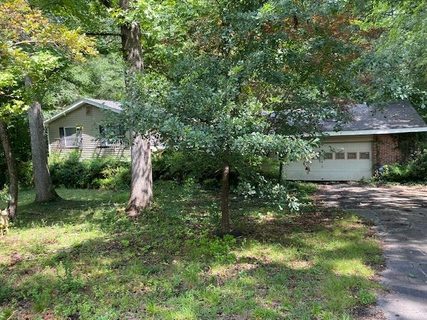 121 Valleydale Court active home in Meadowbrook Farm, Inman, SC