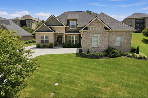 Previously sold for $463,500