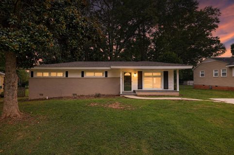 114 1St Avenue active home in Duncan Park, Spartanburg, SC