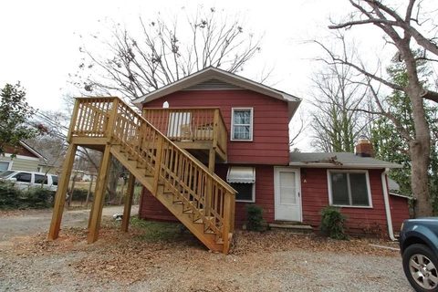 A home in Maxwell Hills
