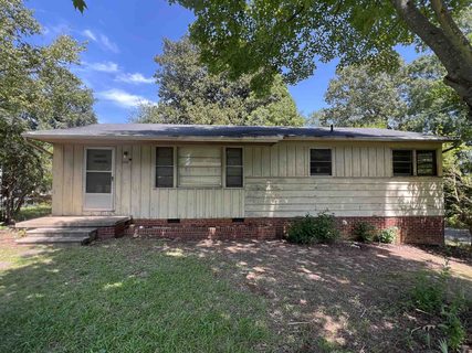 600 Greenhill Rd active home in Allen Acres, Spartanburg, SC