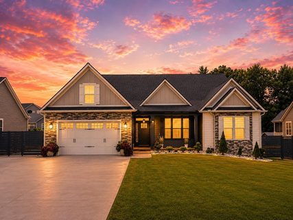 115 Weatherly Road active home in Silver Rock, Inman, SC