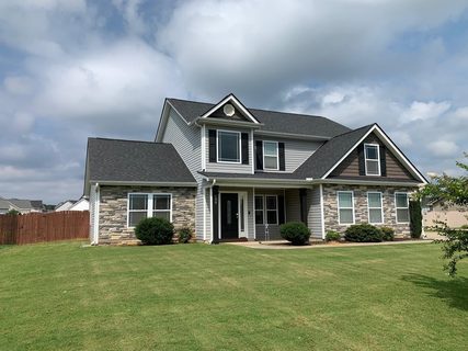 608 Berry Road active home in Kimbrell Oaks, Boiling Springs, SC